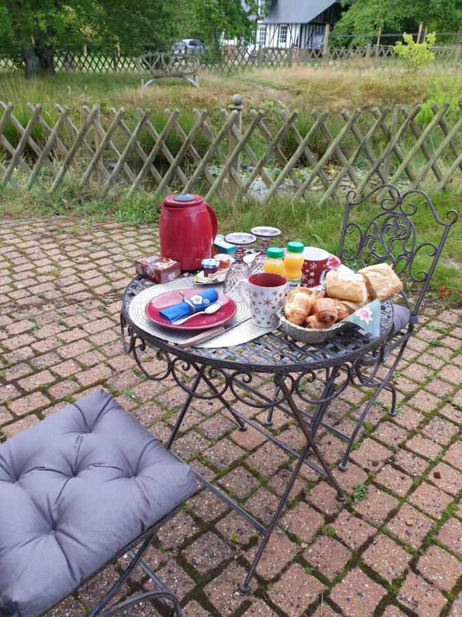 Chambre D'Hote Normande Freneuse-Sur-Risle Eksteriør bilde